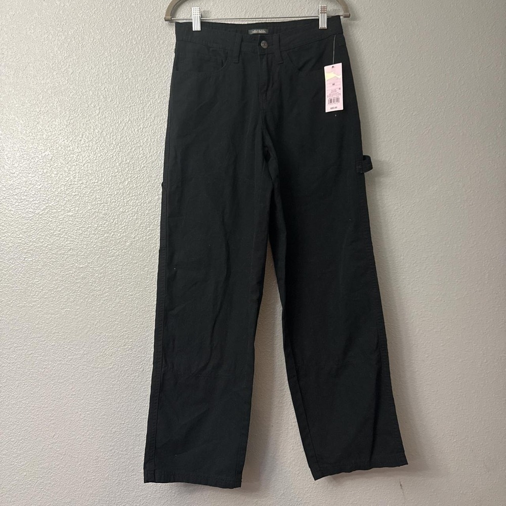 Universal Thread Women's Low-Rise Barrel Leg Cargo Pants